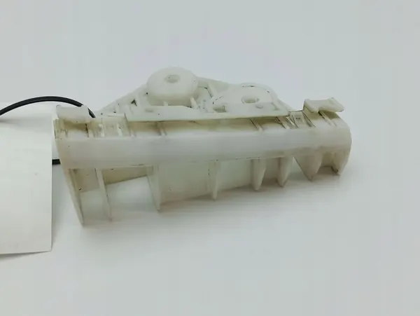 Glissière de lampe droite Nissan Navara D23 image 4