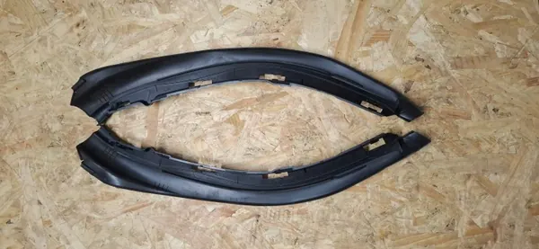 BMW X1 U11 Vasen Ajovalon Tiiviste OEM 9883429 image 2
