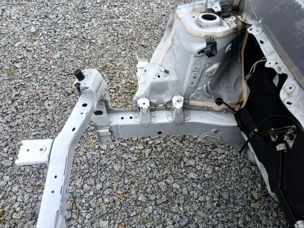 Toyota OE etu-oikea pitkittäispalkki Aygo II:lle image 5