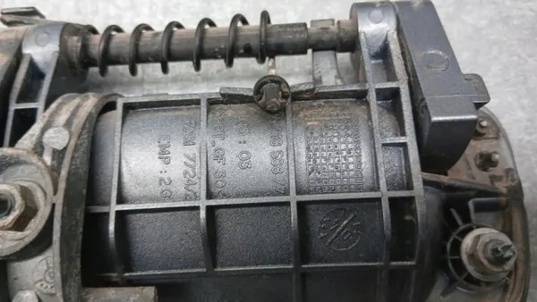 Poignée de coffre OEM 9621858877 pour Citroen Berlingo image 6