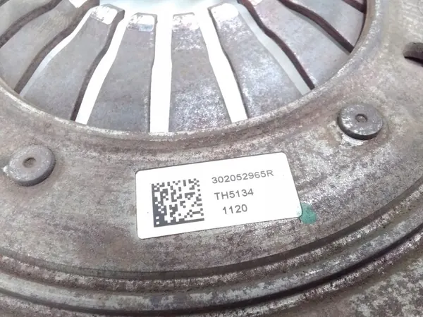 Disque d'embrayage Mercedes-Benz Vito Viano W447 OEM 302052965R image 4