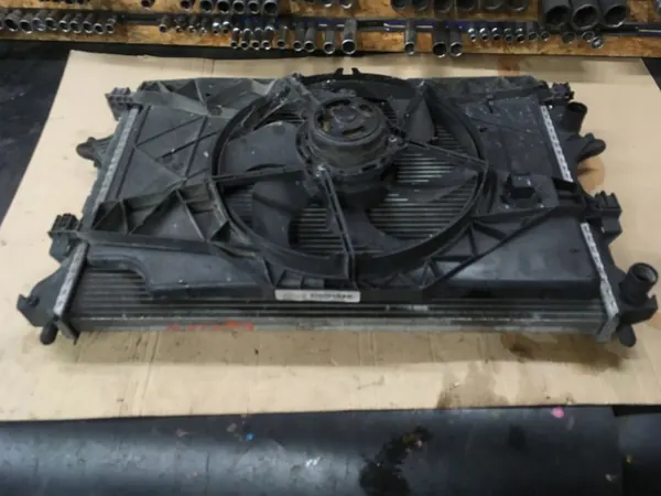 Radiador de agua de aire acondicionado Renault Espace IV 2.0 DCI OEM image 2