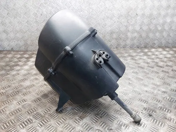 Ilmansuodatinrungon + Imuletkun Skoda Rapid I 1.2 TSI image 3