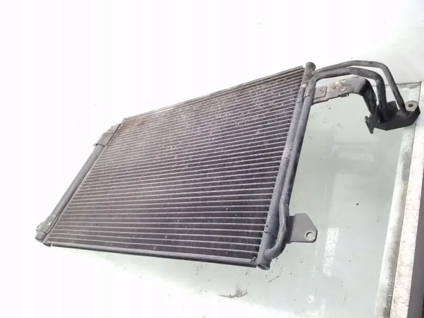 Condenseur AC Audi A3 S3 8P OEM 1K0298403 image 3