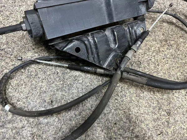 Mecanismo de freno de estacionamiento eléctrico OEM 6850289 BMW X5 X6 image 4