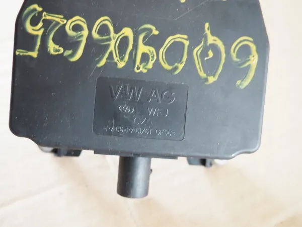Válvula Electromagnética OEM 6Q0906625 para VW image 7