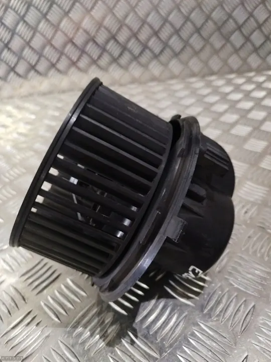 VW Sharanin lämmityspuhallin 2003 7m1819021d image 2