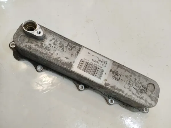 Refrigerador de aceite Maserati OEM 303876 para Ghibli III 3.0 V6 Q4 image 2