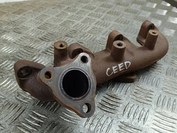 Coletor de Escape Kia Ceed OEM FOB55432 - Usado image 4