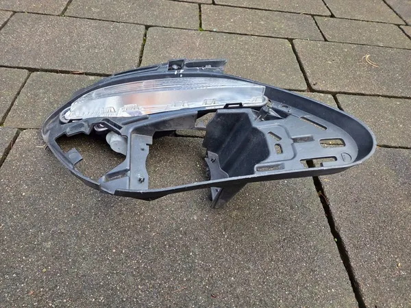 Indicador dianteiro direito + Grade PEUGEOT 308 T9 13-2016 image 6