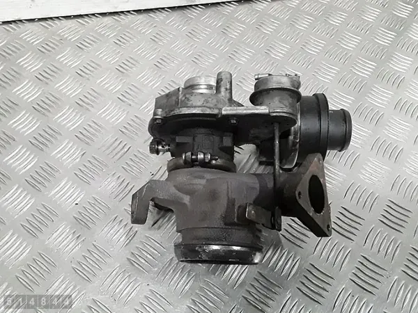 Turbo Mercedes A W169 OEM a640090178003 Usado image 10