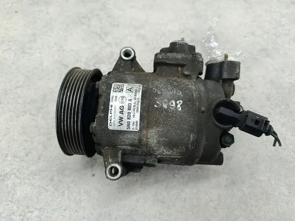 Ilmastointikompressori SKODA OCTAVIA II FL 5N0820803A image 7