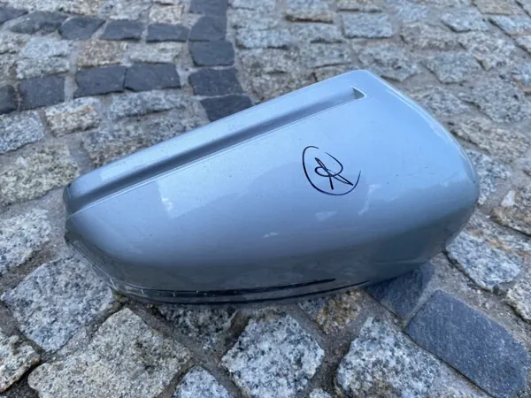 Mercedes 204 E-klass Höger spegelskydd OEM 2129067301 image 5