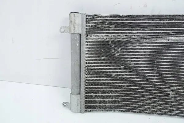 Volkswagen OE 6R0820411Q Ilmastointikondensaattori image 4