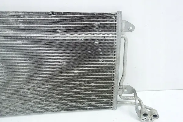 Volkswagen OE 6R0820411Q Ilmastointikondensaattori image 5