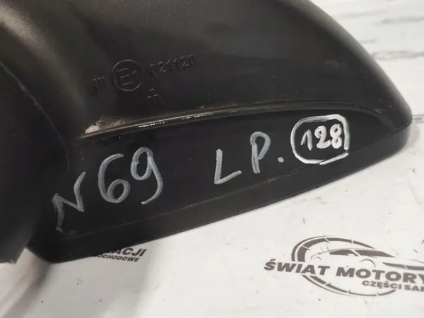 AUDI A1 I 8X vasen peili 5 PIN UK - OEM-osat image 6