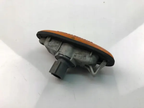 Clignotant d'aile gauche OEM 0464859 Mazda BT-50 image 3