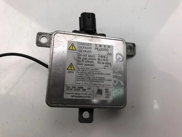 Módulo Xenón Mitsubishi W3T24571 para Outlander III image 3
