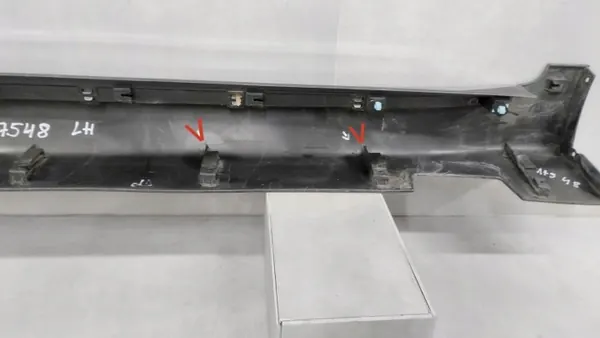 OEM 87753 F1110 Linker dorpelbeschermer Kia Sportage IV image 6