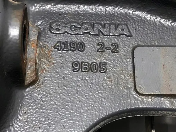 Support d'aile gauche Scania OEM 2356049 - Occasion image 3