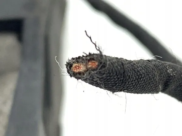 Framhuvudlås VW PASSAT B7 Kombi 2010-2015 3AB823509A image 3