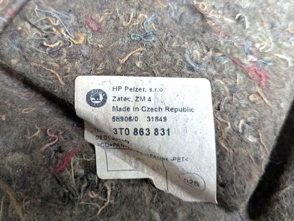 Motorhaubenisolierung Skoda Superb 2 2012 3T0863831 image 3