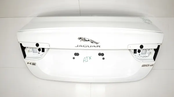 Jaguar XE 15-19 Kofferbakdeksel OEM 371116904 - Gebruikt image 2