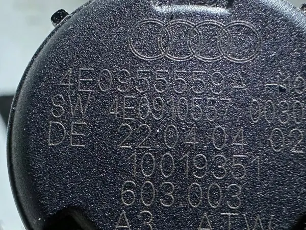 Capteur de pluie Audi A6 C6 OEM 4E0955559A - Occasion image 6