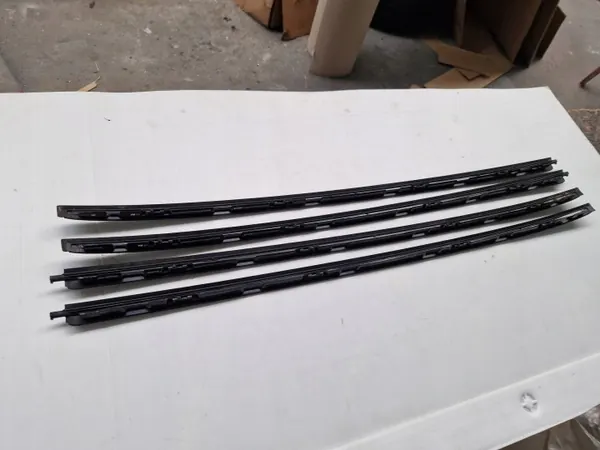 Junta lateral esquerda OEM 75536-33030 Camry 17-23 image 3