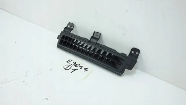 OEM 97347-DD000 Rejilla Aire Derecha Delantera Hyundai Kona image 3