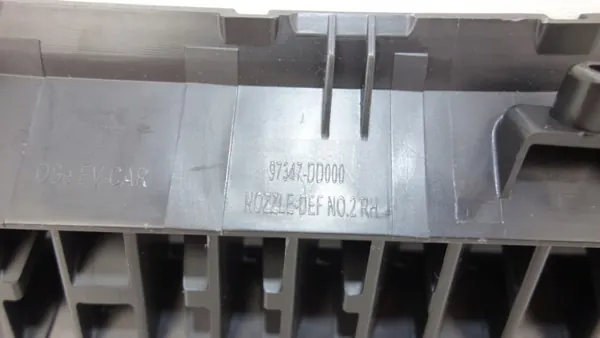 OEM 97347-DD000 Rejilla Aire Derecha Delantera Hyundai Kona image 5