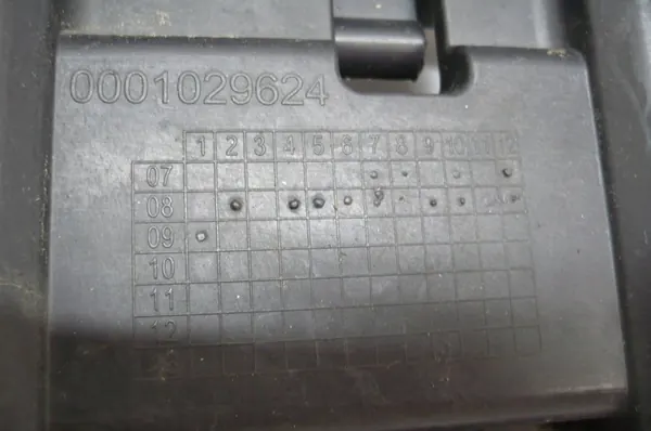 Suporte de para-choque traseiro RENAULT MEGANE III image 8