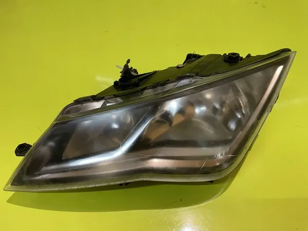 FARO ESQUERDO SEAT LEON 5F1941005 image 3