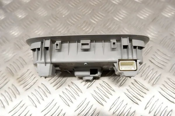 Interieurverlichting TOYOTA YARIS (_P21_) 81260K0060 image 3