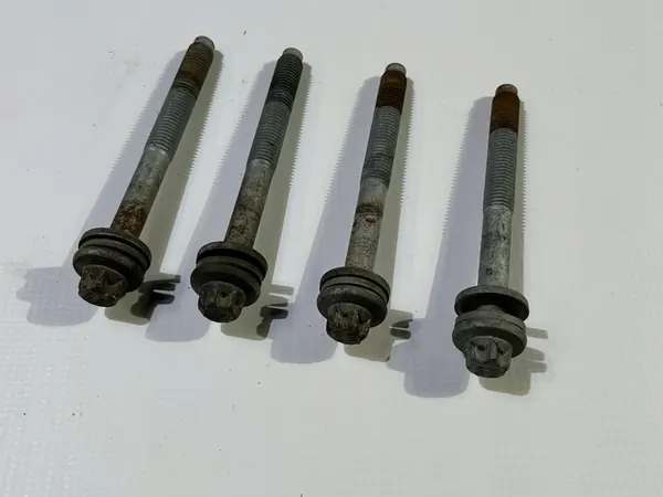 Boulons de montage avant Maserati Ghibli M157 2013- OEM 32385615 image 6