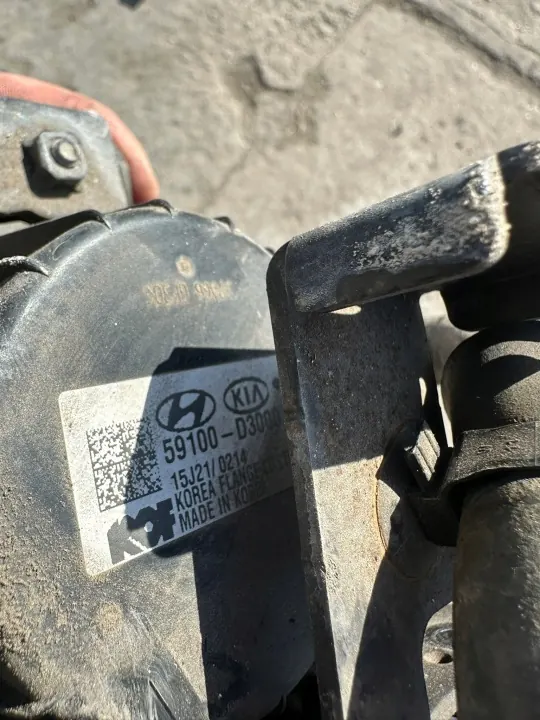 Vacüumpomp OEM 59100-D3000 voor Hyundai Tucson III image 3