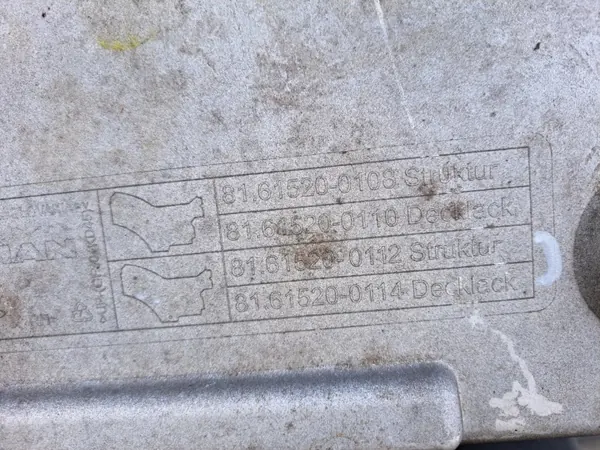 Degrau MAN TGS TG3 OEM 81.61520-0108 - Usado image 4