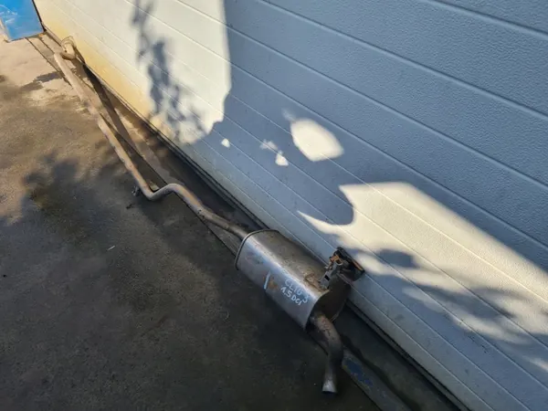 Renault Clio III 1.5 dCi Avgasrör OEM 8200023549D image 8