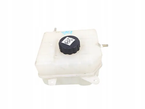 SsangYong Tivoli kylvätskebehållare OEM 21610-37000 image 2