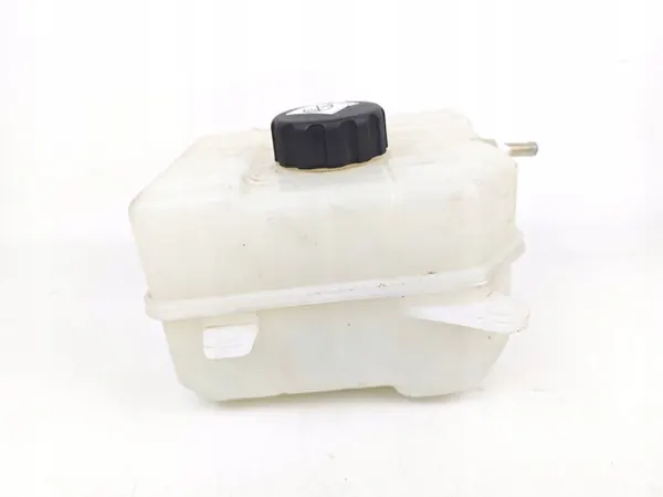 SsangYong Tivoli kylvätskebehållare OEM 21610-37000 image 3