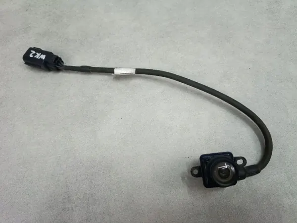 OEM 56054059AC peruutuskamera Jeep Grand Cherokee WK2:lle image 3