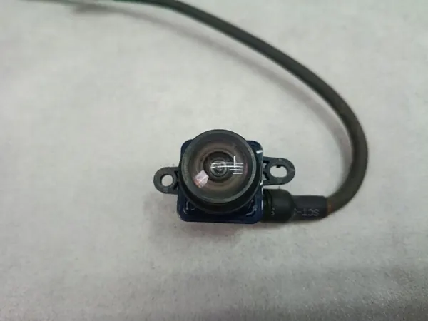 OEM 56054059AC peruutuskamera Jeep Grand Cherokee WK2:lle image 4