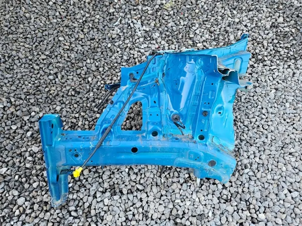 OEM 64520-H8000 Longarina Quarto Direita para Kia Rio IV image 2