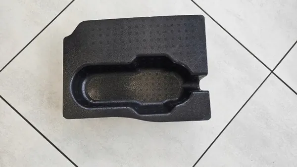 Cubierta inferior maletero Porsche Taycan OEM 9J1861815 image 2
