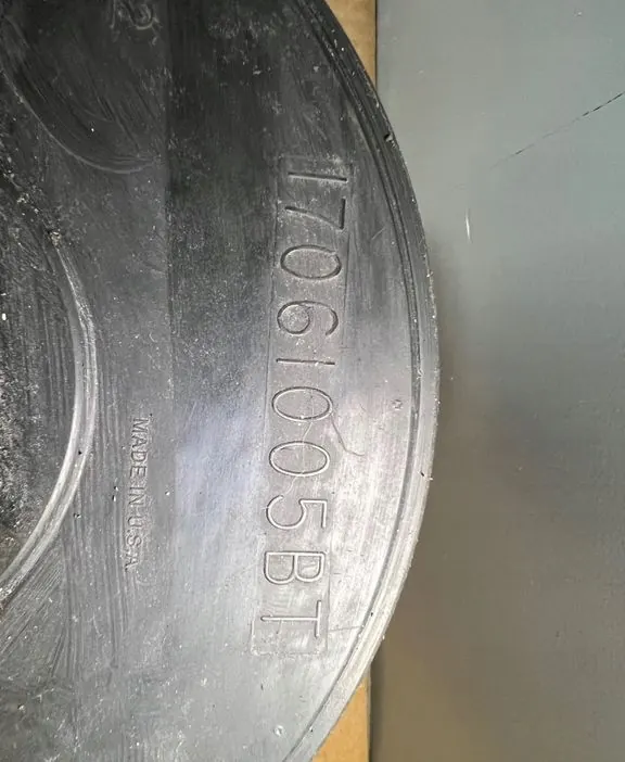 Kraftstoffdampfbehälter OEM 670 für Chevrolet Corvette C3 image 4