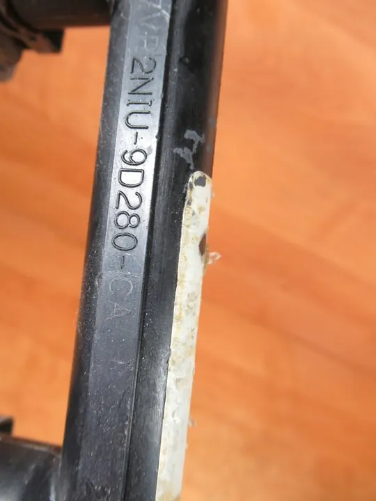 Bränsleinsprutningsskena Ford Ka Fiesta MK6 1.3 8V IWP119 image 3