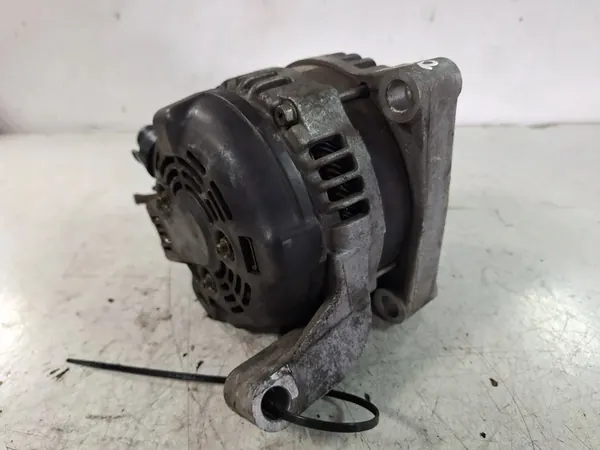 Vaihtovirtageneraattori Jeep Grand Cherokee 2.8 CRD OEM 56044672AA image 3