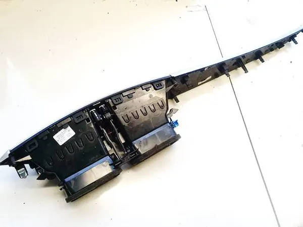 Mercedes-Benz C-Class Cabin Air Inlets 2010 a2048306154 image 2