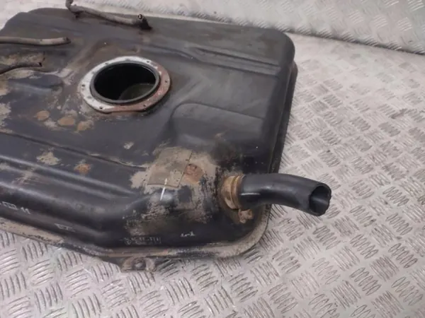 Kraftstofftank OEM 449635 für Suzuki Alto 2009-2014 image 3