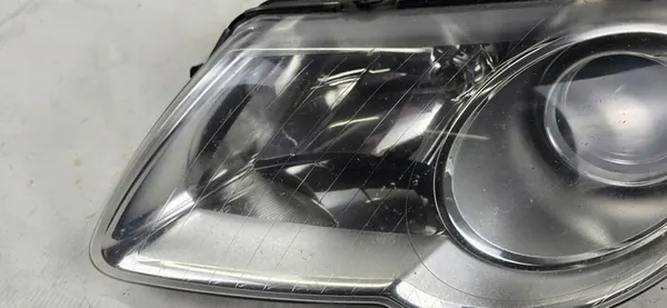 Vasen etuvalaisin VW Passat B6 image 4